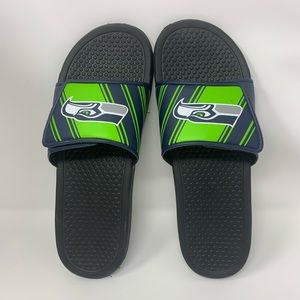 Seahawks Velcro Slides EUC Size Large 11-12